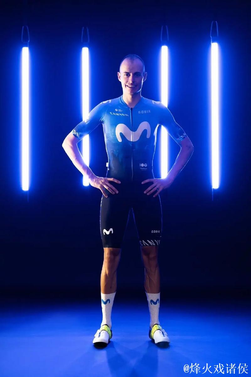 2026年职业车队队服盘点：白色主调再现阿联酋航空与移动之星